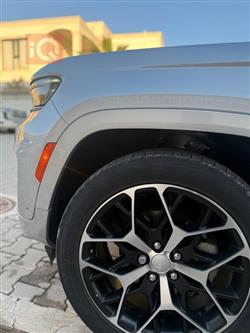 جيب جراند شيروكي